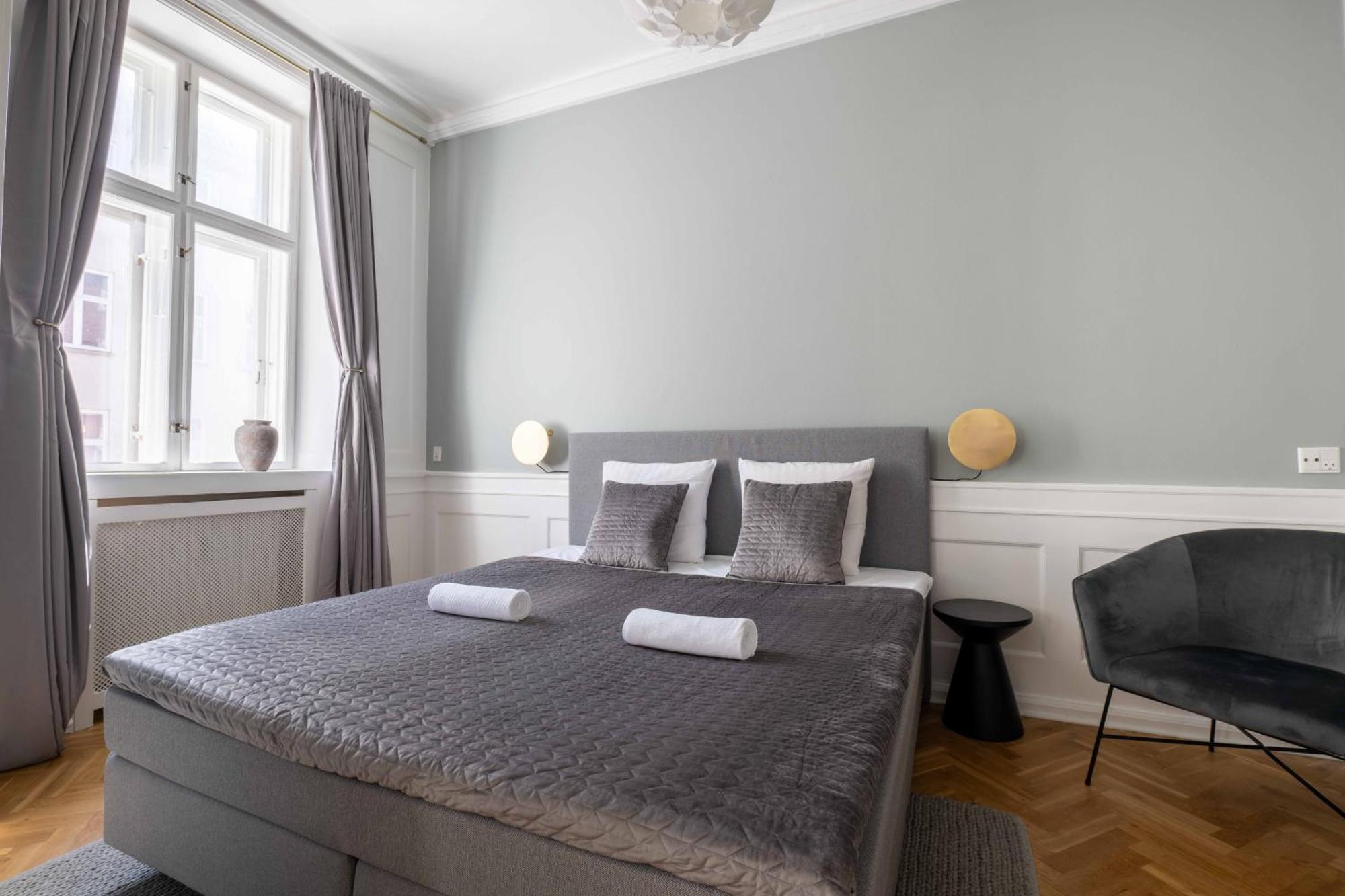 Lavish 4Br Apartment In The Heart Of Cph By The Canals โคเปนเฮเกน ภายนอก รูปภาพ