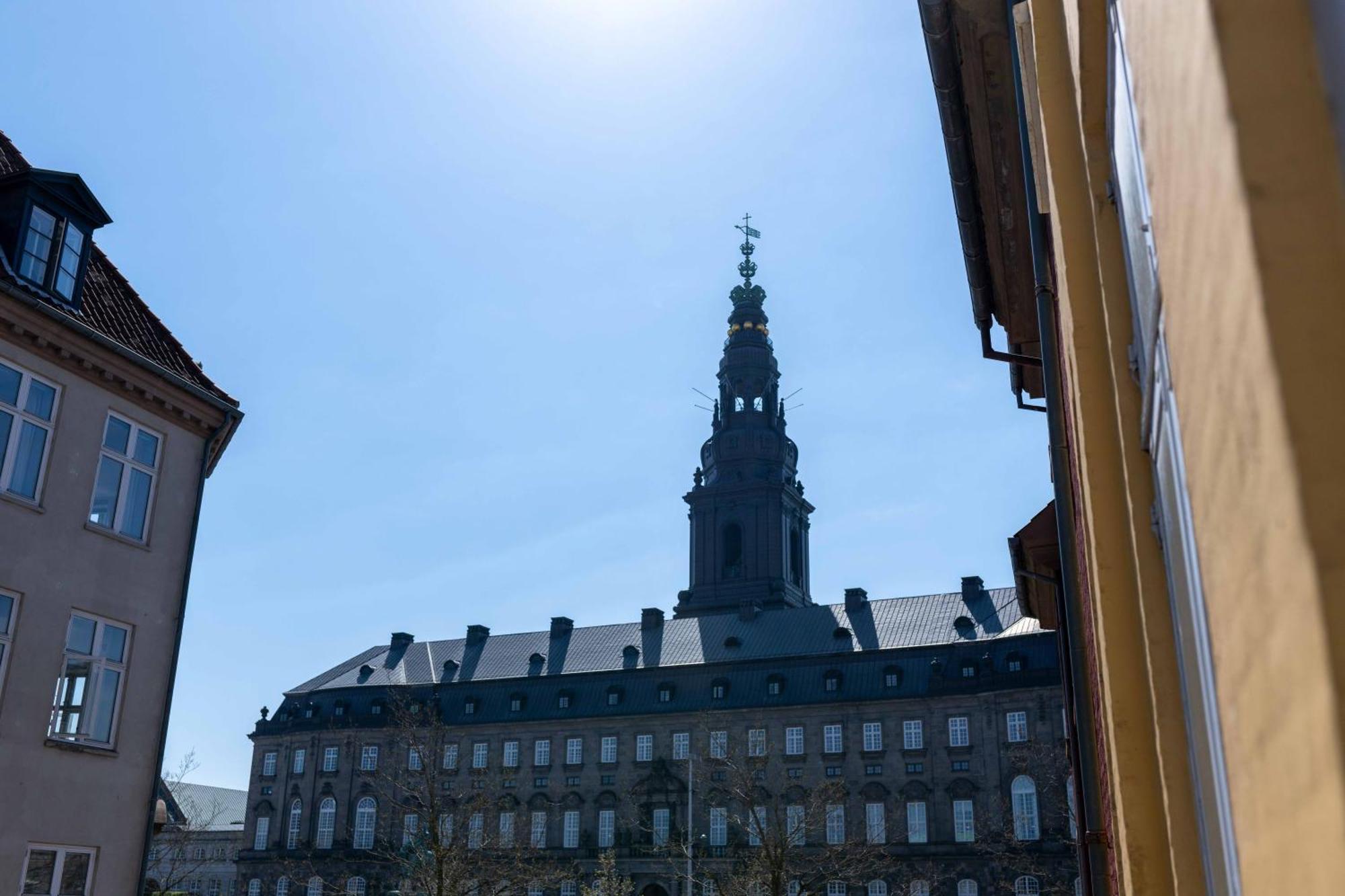 Lavish 4Br Apartment In The Heart Of Cph By The Canals โคเปนเฮเกน ภายนอก รูปภาพ