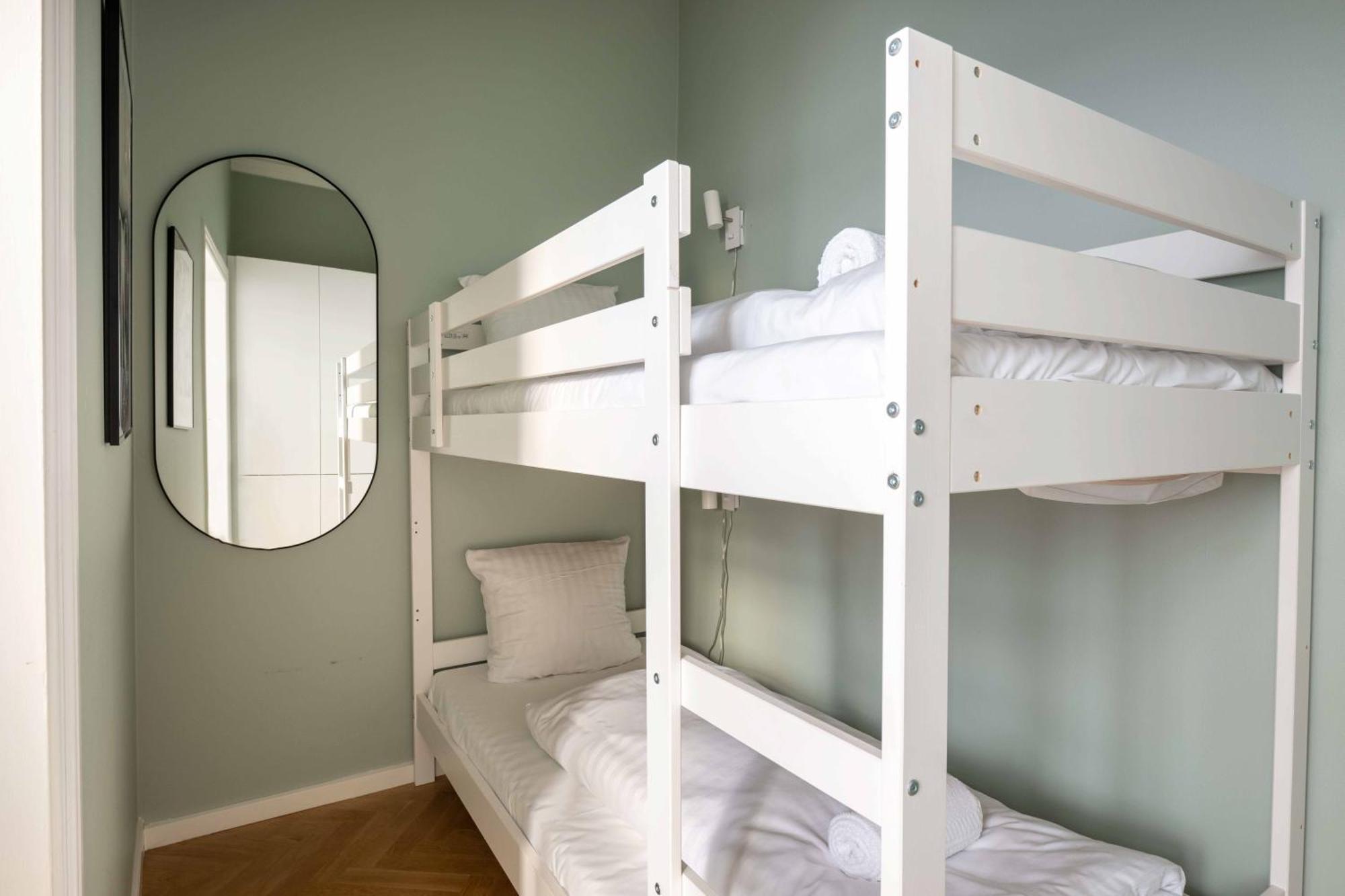 Lavish 4Br Apartment In The Heart Of Cph By The Canals โคเปนเฮเกน ภายนอก รูปภาพ