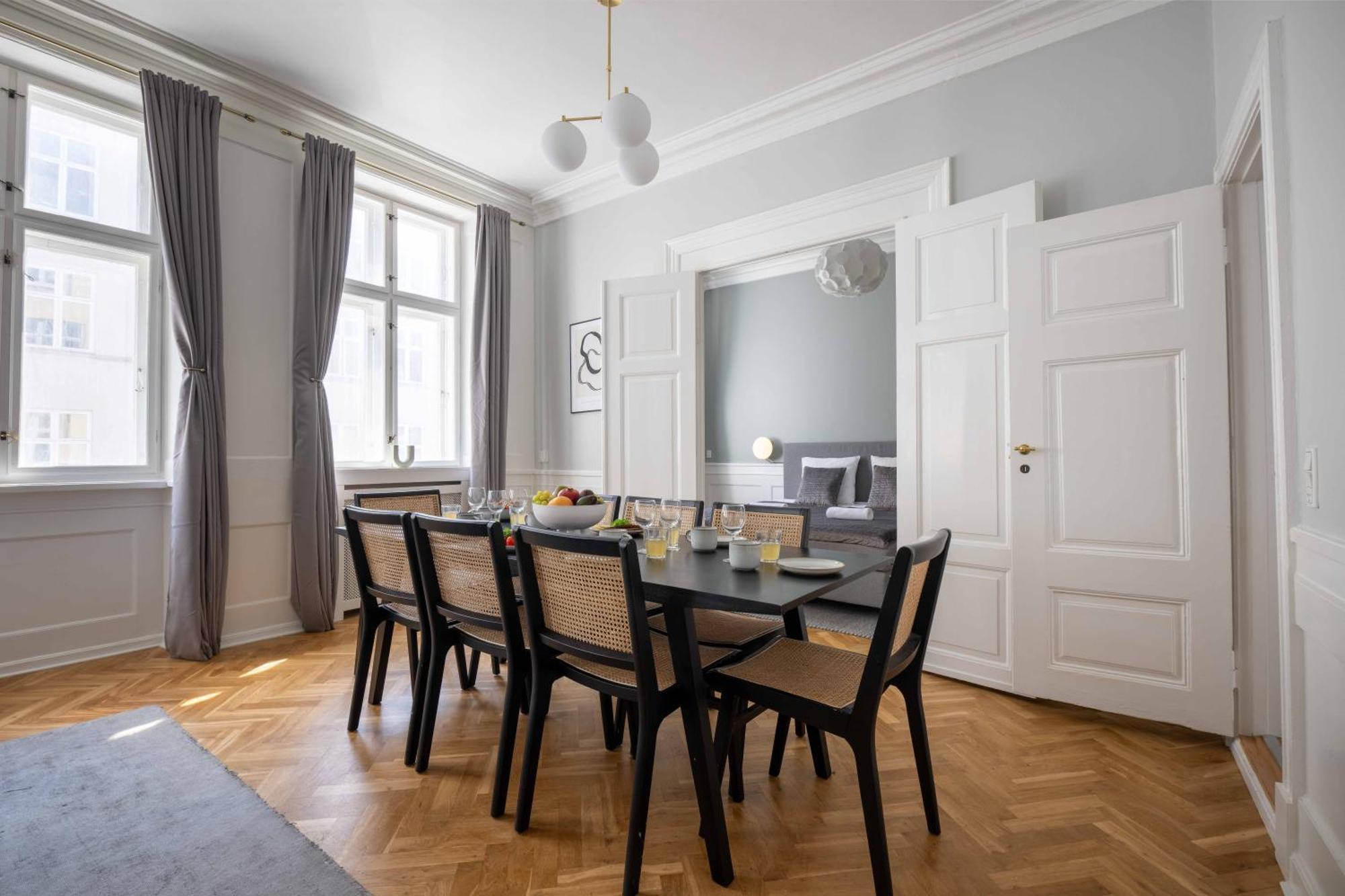 Lavish 4Br Apartment In The Heart Of Cph By The Canals โคเปนเฮเกน ภายนอก รูปภาพ