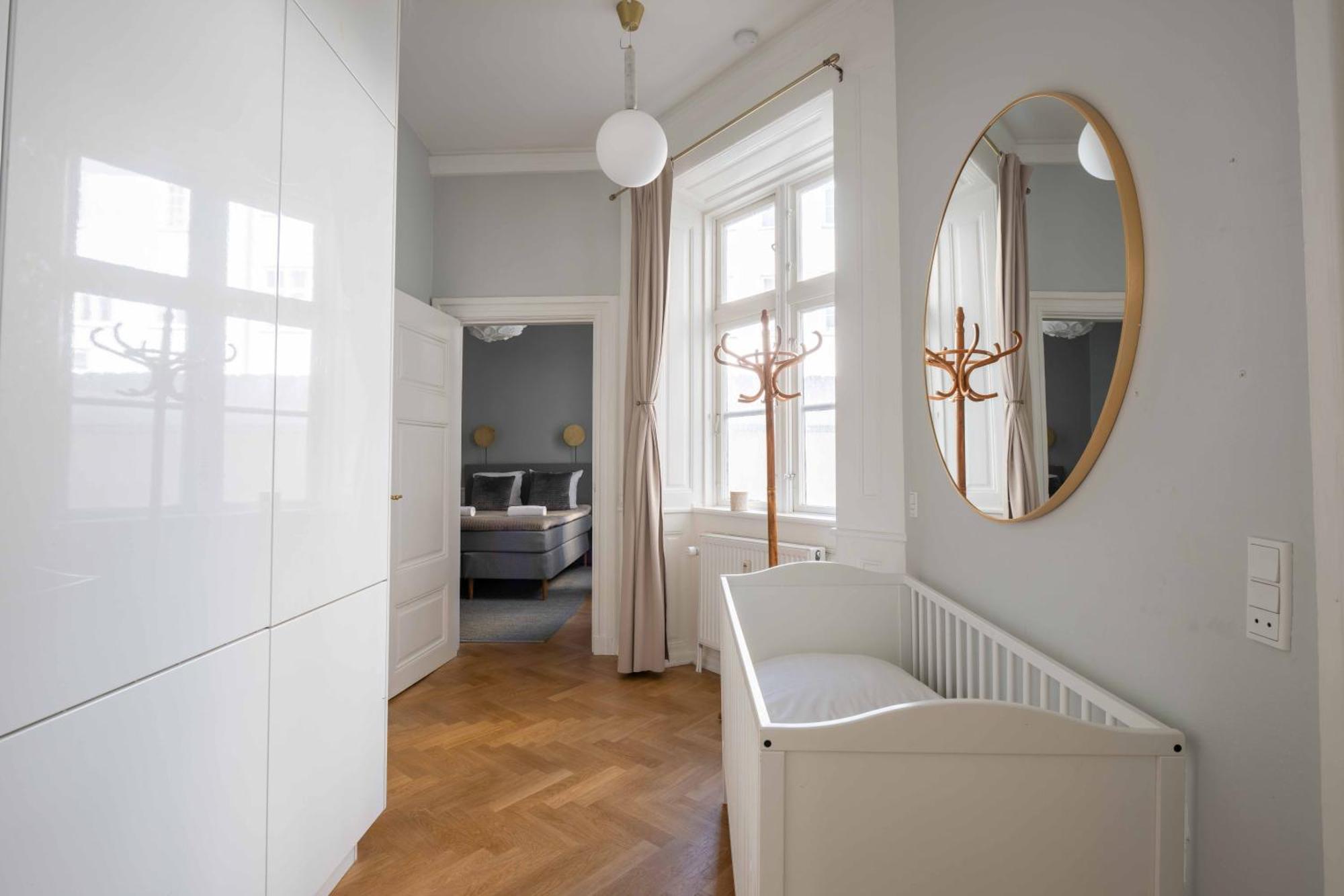 Lavish 4Br Apartment In The Heart Of Cph By The Canals โคเปนเฮเกน ภายนอก รูปภาพ